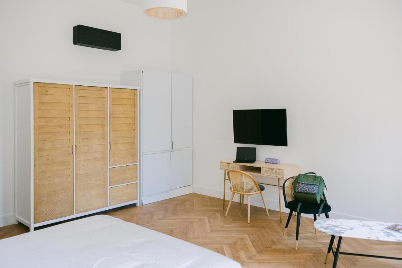 Les Penates Mazamet Apartment Exterior photo